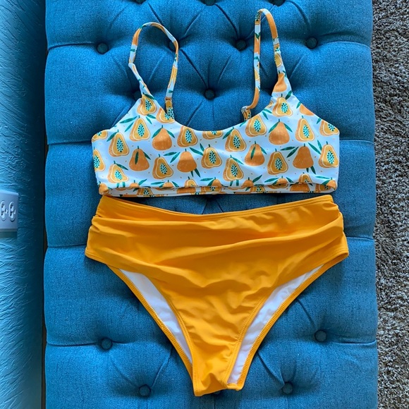 High Waisted Bikini - Picture 1 of 2